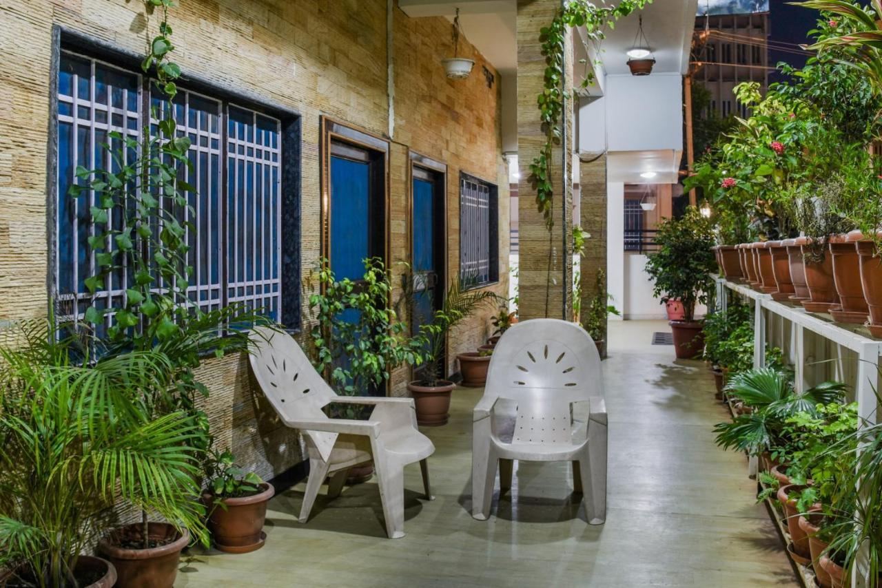 Hotel Oyo 11868 Rk Residency Udaipur Exterior foto